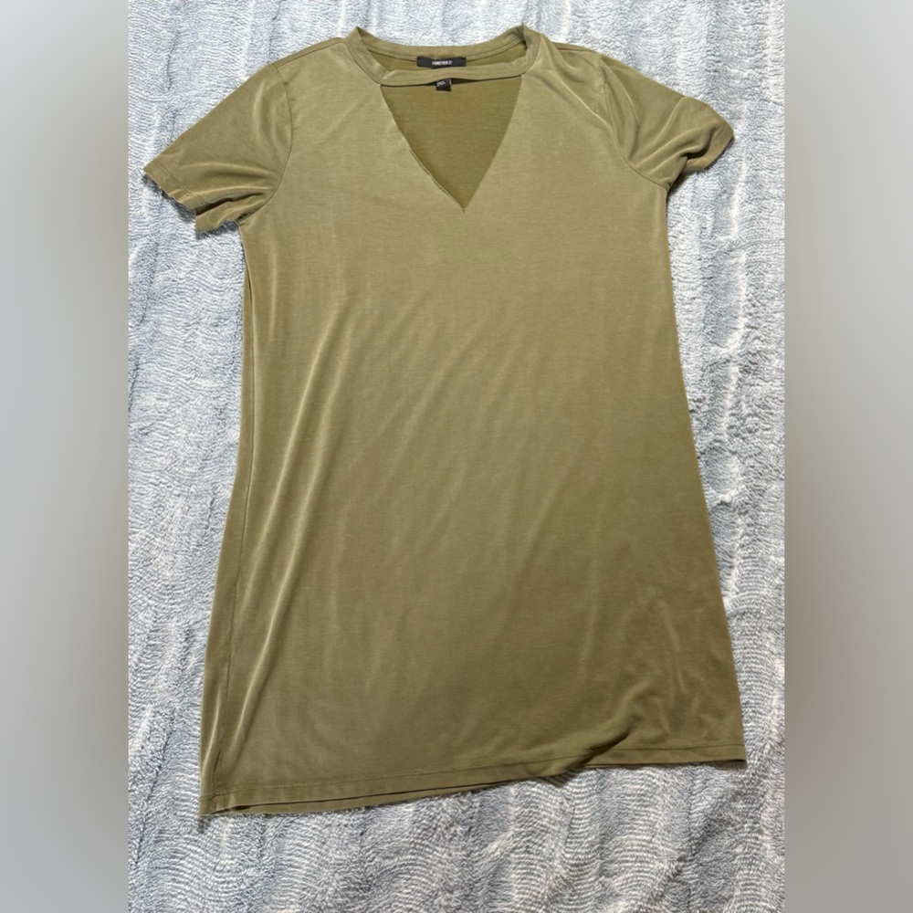 Forever 21 Olive Green V-Neck T-Shirt Dress size M